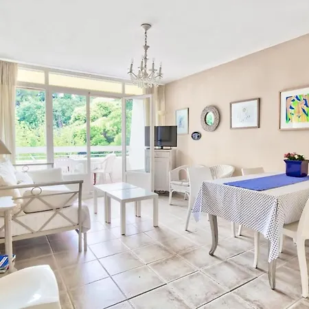 3-star With Parking And Terrace Antibes