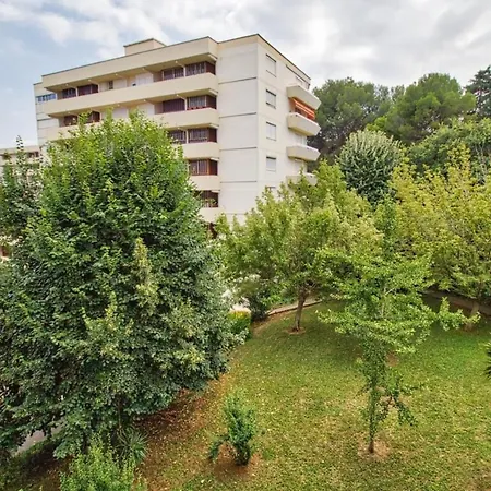 3-star With Parking And Terrace Antibes